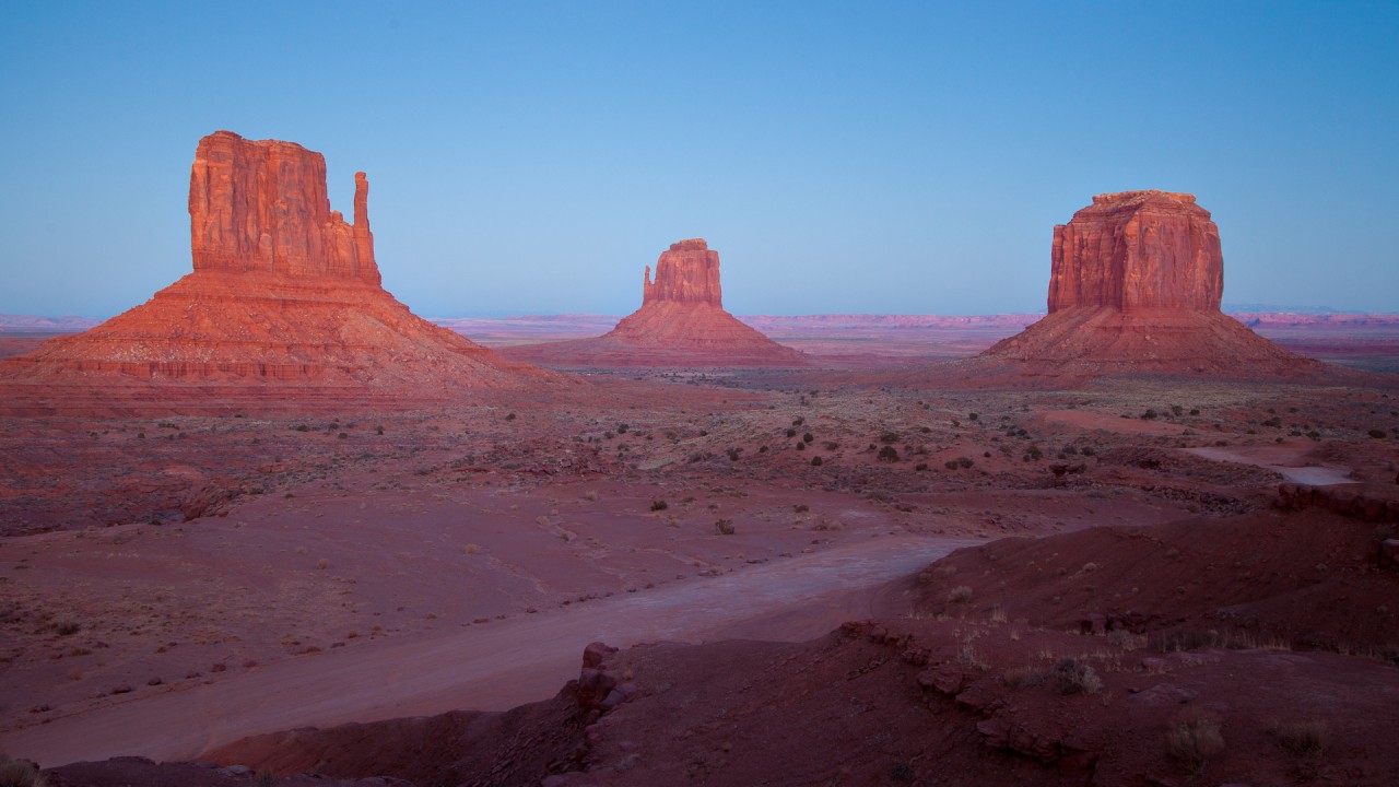Natural State Nomads - Monument Valley